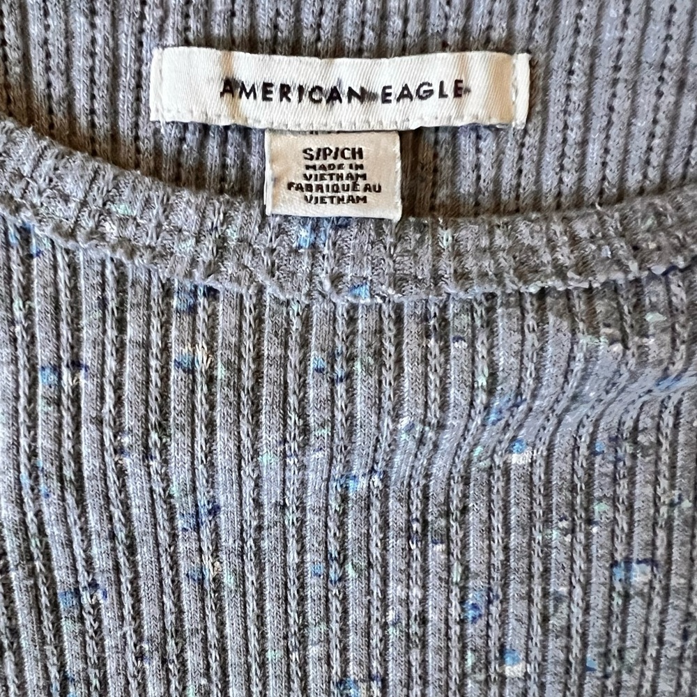 American Eagle set of 2 cropped shirts - Picture 4 of 9